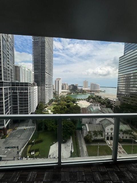 image 500 Brickell44