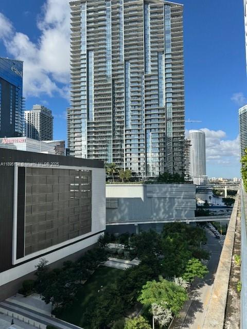 image 500 Brickell71