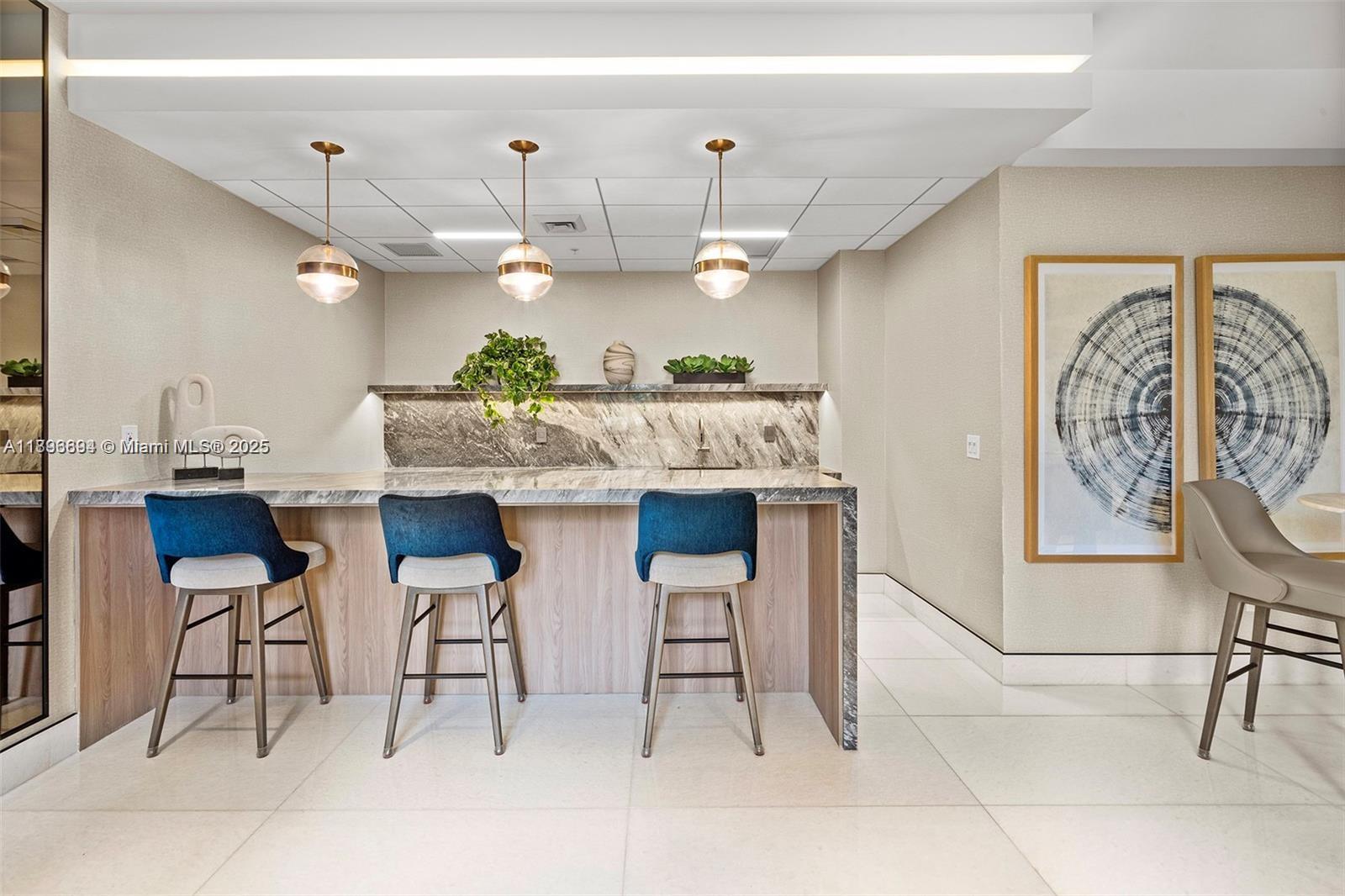 888 Brickell Key Dr #2607 Miami, FL 33131