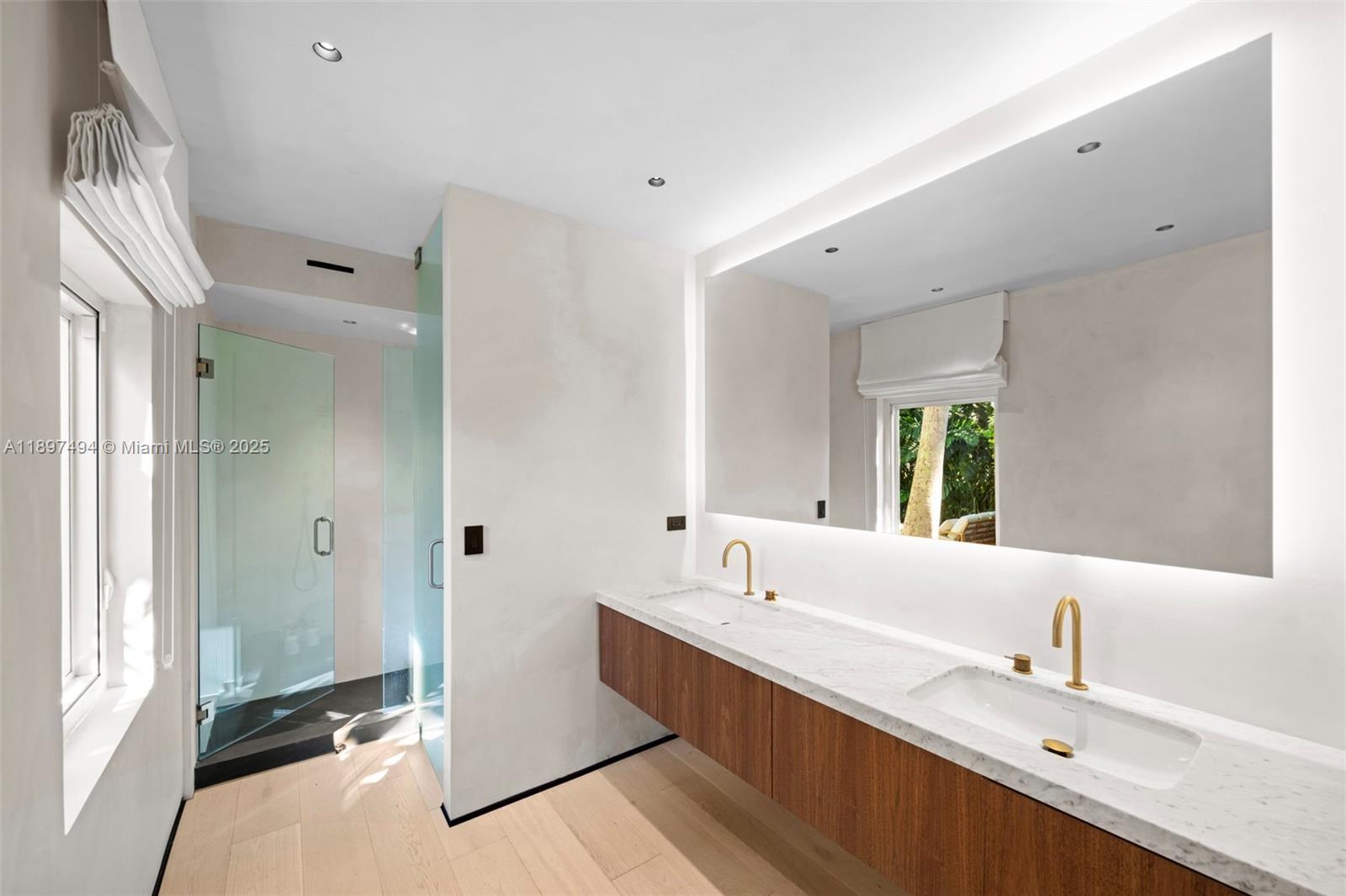 244 W San Marino Dr Miami Beach, FL 33139 244 W San Marino Dr Miami Beach, FL 33139