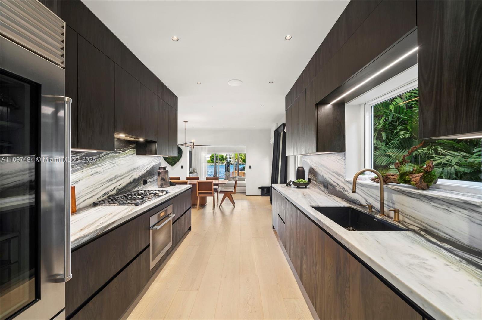 244 W San Marino Dr Miami Beach, FL 33139 244 W San Marino Dr Miami Beach, FL 33139
