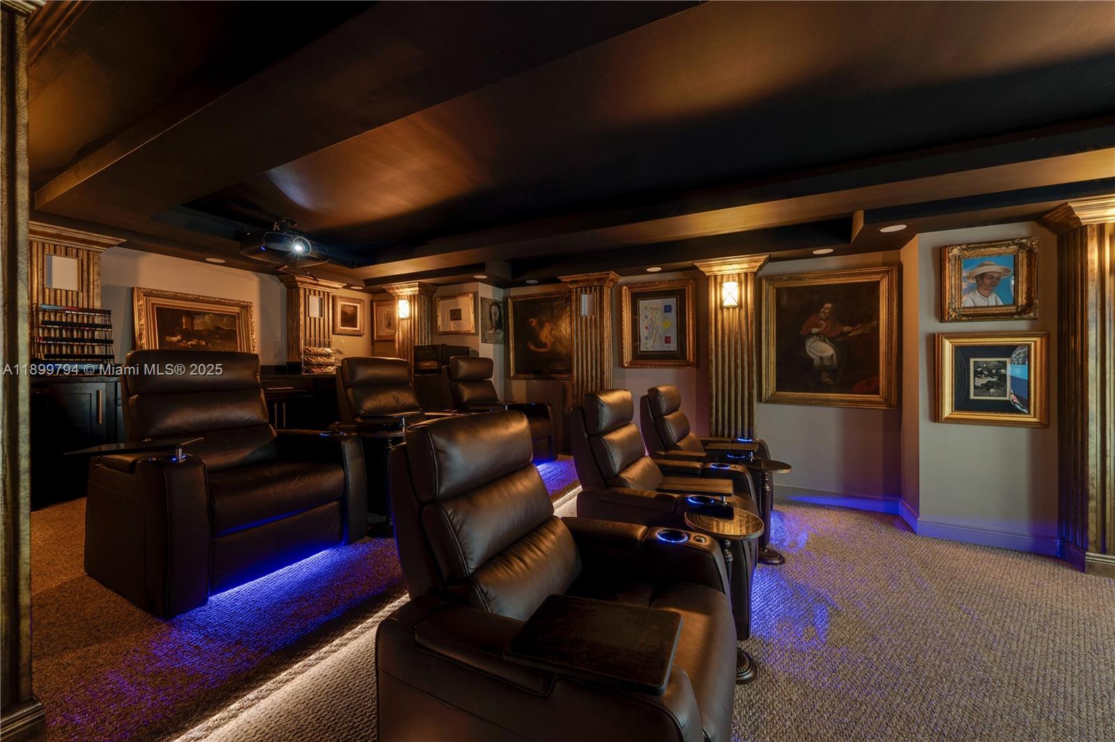 6100 Paradise Pt Dr Palmetto Bay, FL 33157