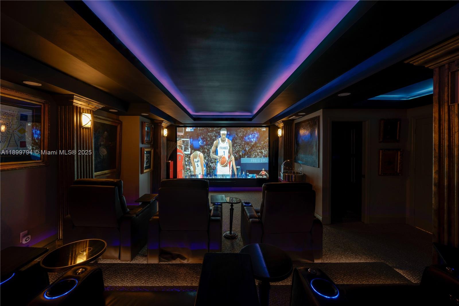 6100 Paradise Pt Dr Palmetto Bay, FL 33157