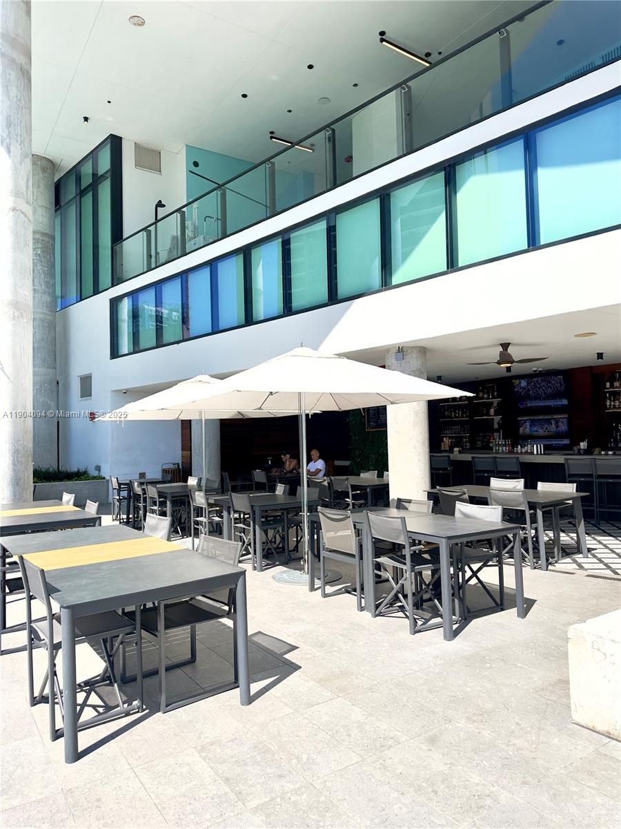 398 NE 5th St #2114 Miami, FL 33132