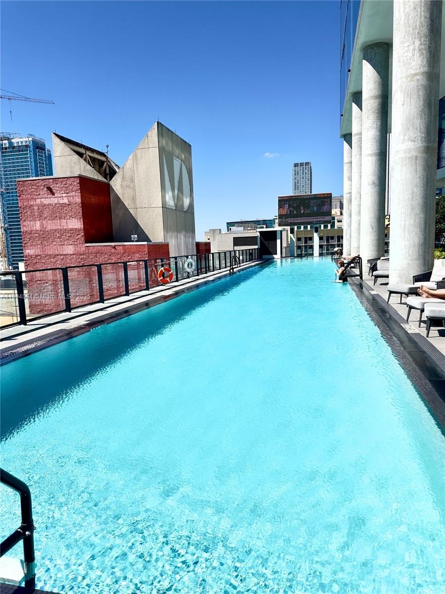 398 NE 5th St #2114 Miami, FL 33132