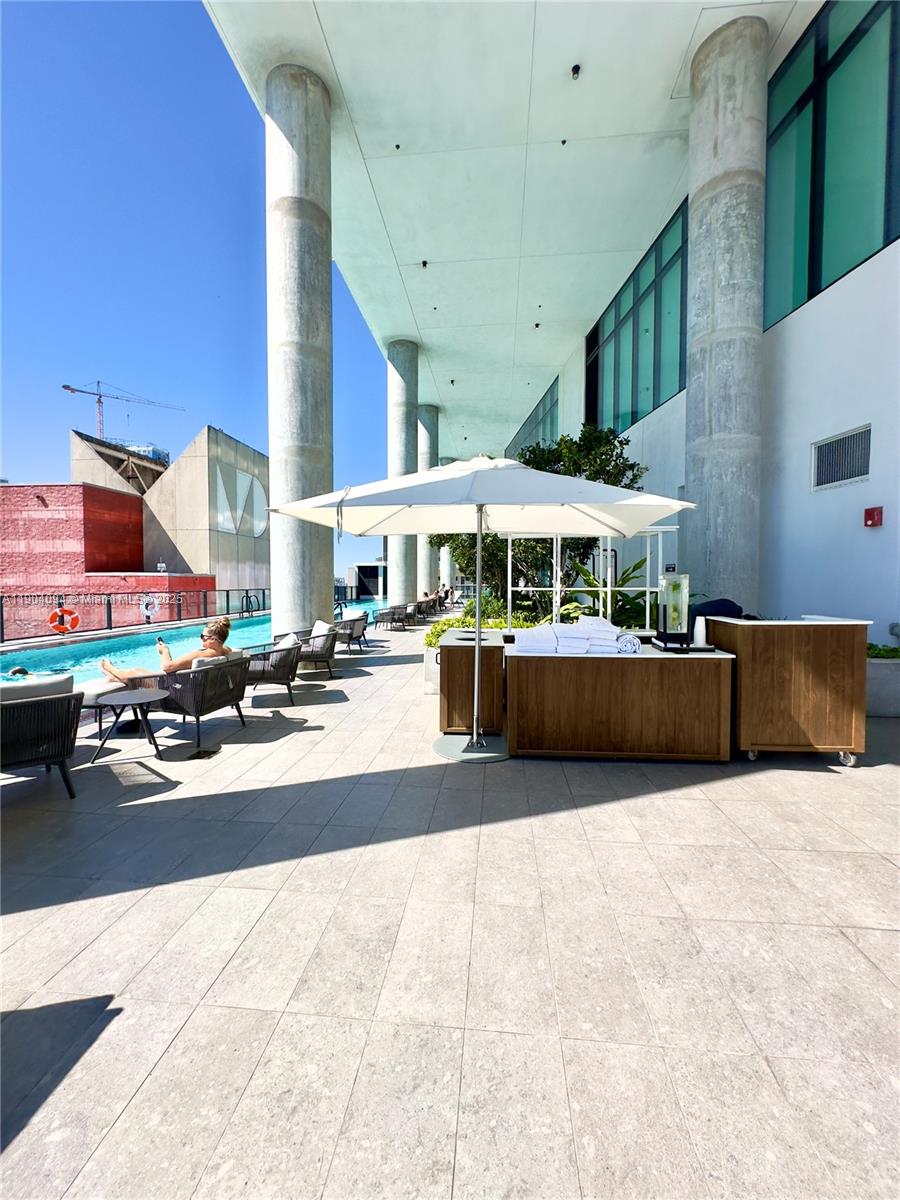 398 NE 5th St #2114 Miami, FL 33132