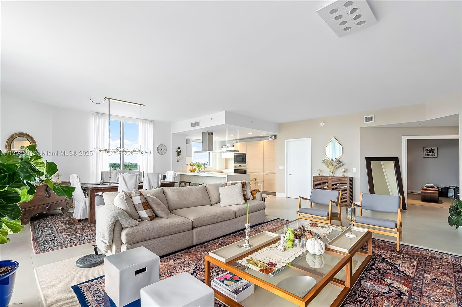 image MARINA PALMS12