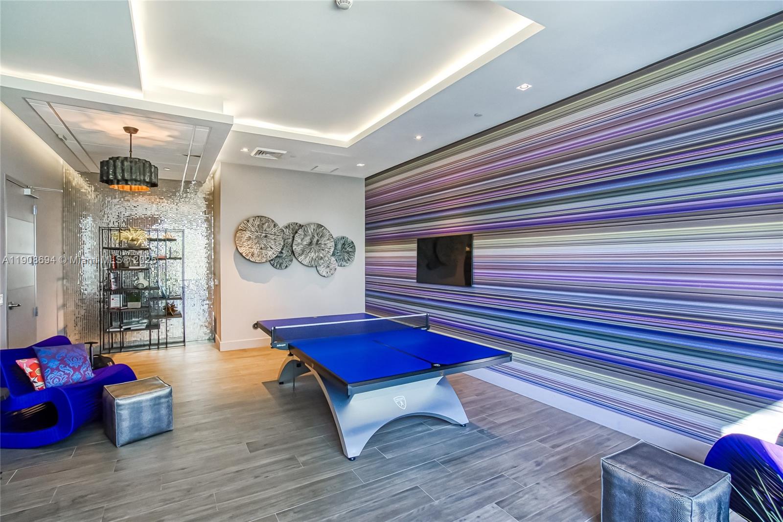 image MARINA PALMS40