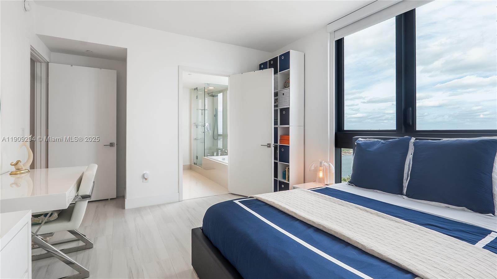 650 NE 32nd St #3807 Miami, FL 33137