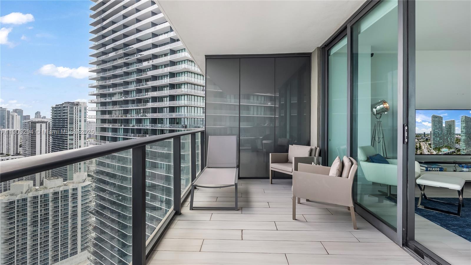 650 NE 32nd St #3807 Miami, FL 33137