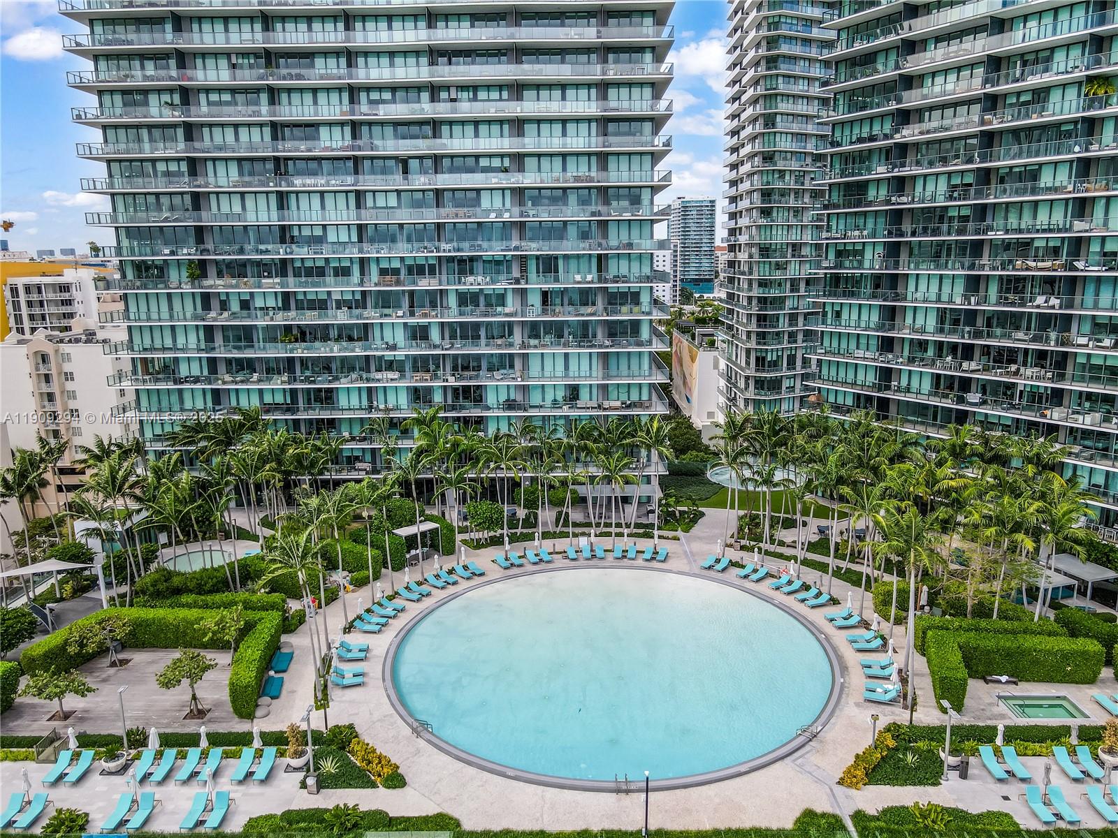 650 NE 32nd St #3807 Miami, FL 33137