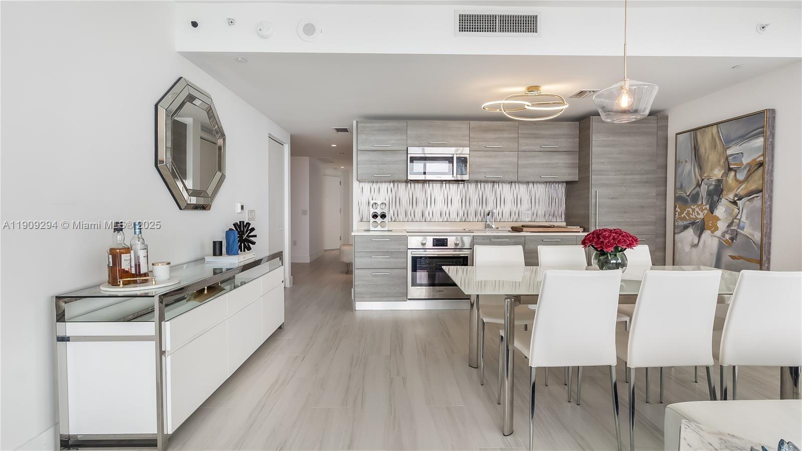 650 NE 32nd St #3807 Miami, FL 33137