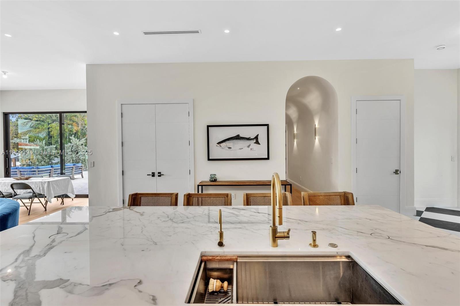 13045 Coronado Ter North Miami, FL 33181