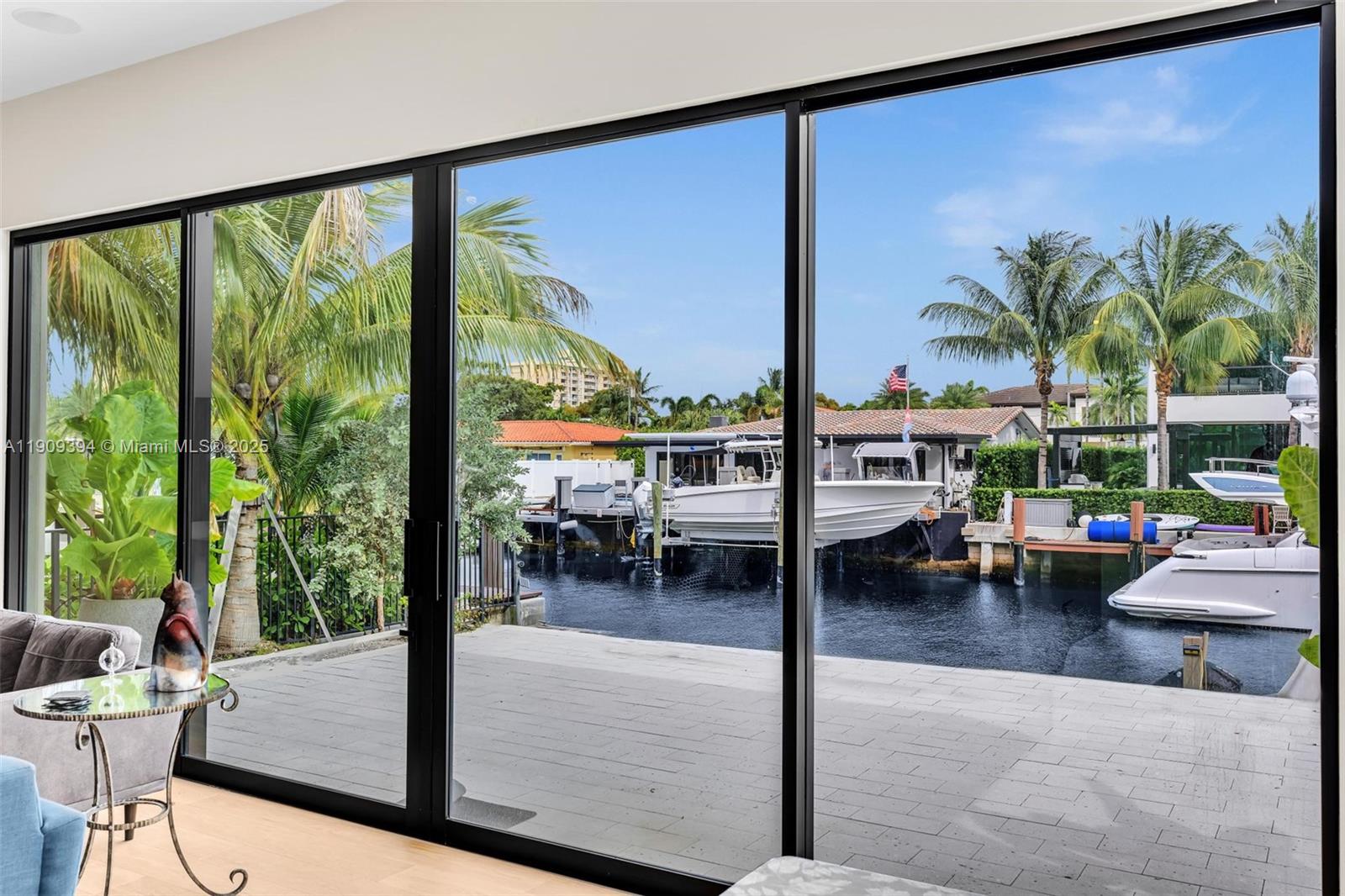 13045 Coronado Ter North Miami, FL 33181