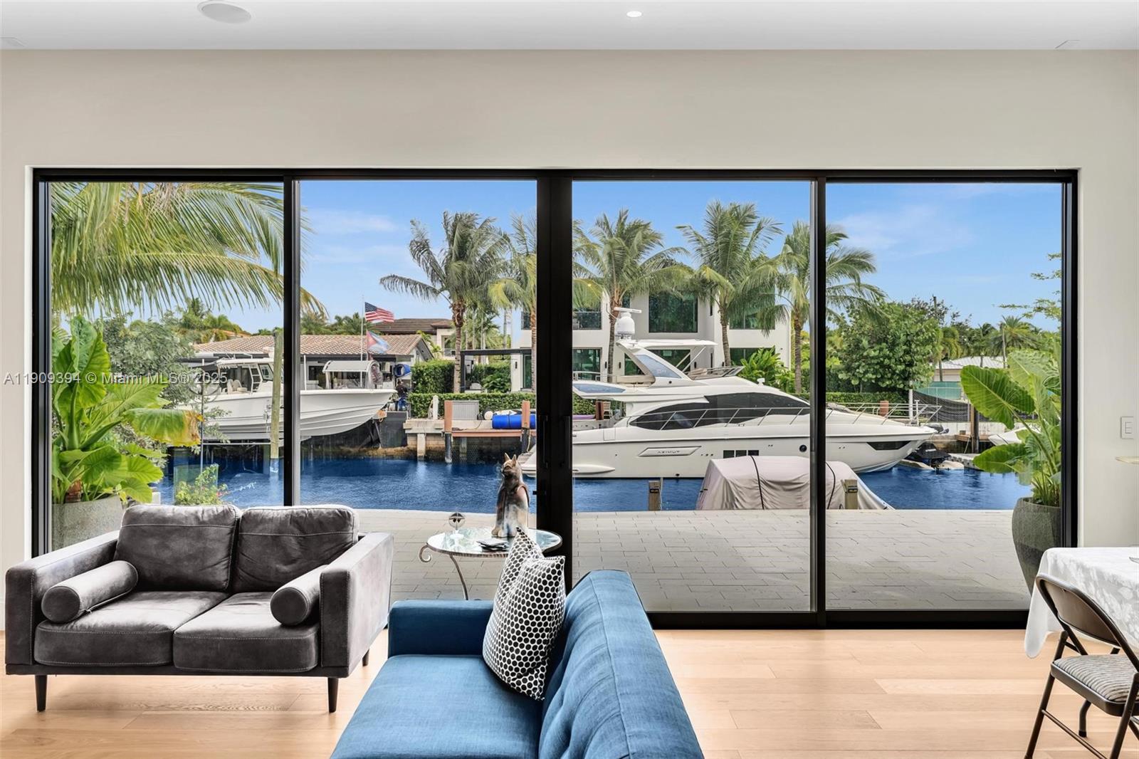 13045 Coronado Ter North Miami, FL 33181