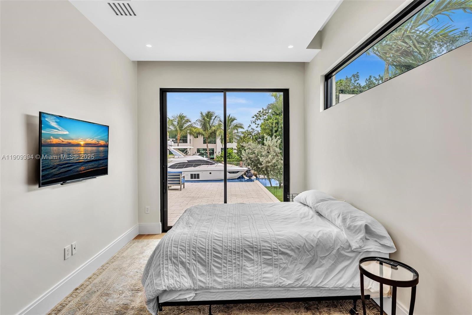 13045 Coronado Ter North Miami, FL 33181