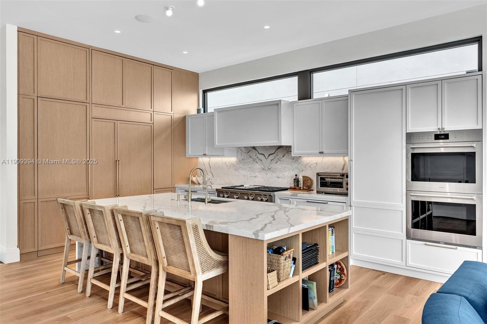 13045 Coronado Ter North Miami, FL 33181