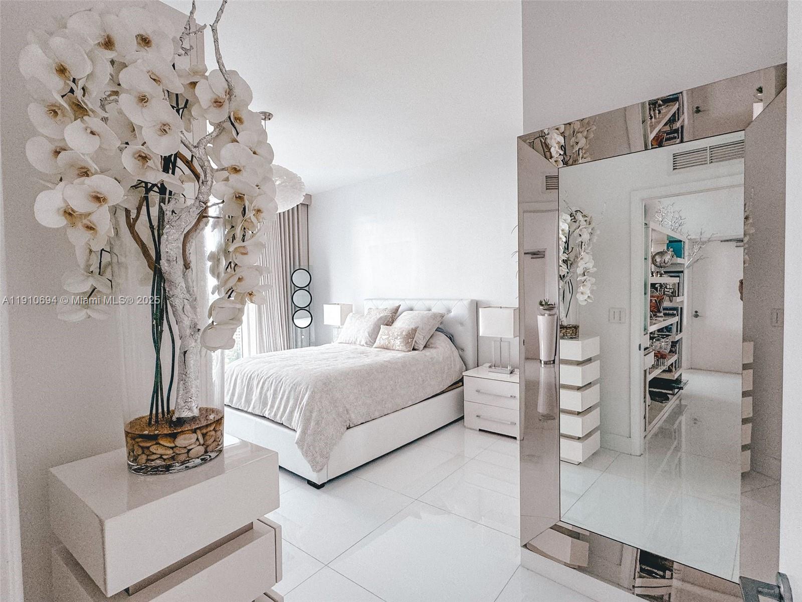 2020 N Bayshore Dr #2007 Miami, FL 33137