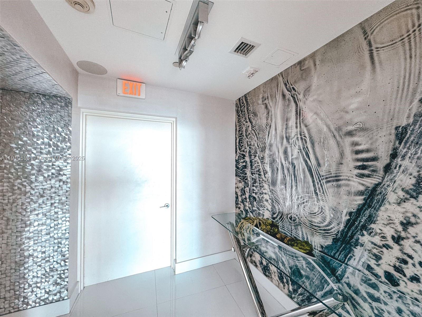 2020 N Bayshore Dr #2007 Miami, FL 33137