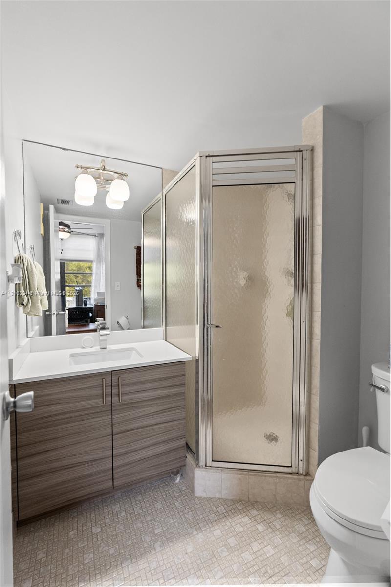 1000 Colony Pt Cir #308 Pembroke Pines, FL 33026