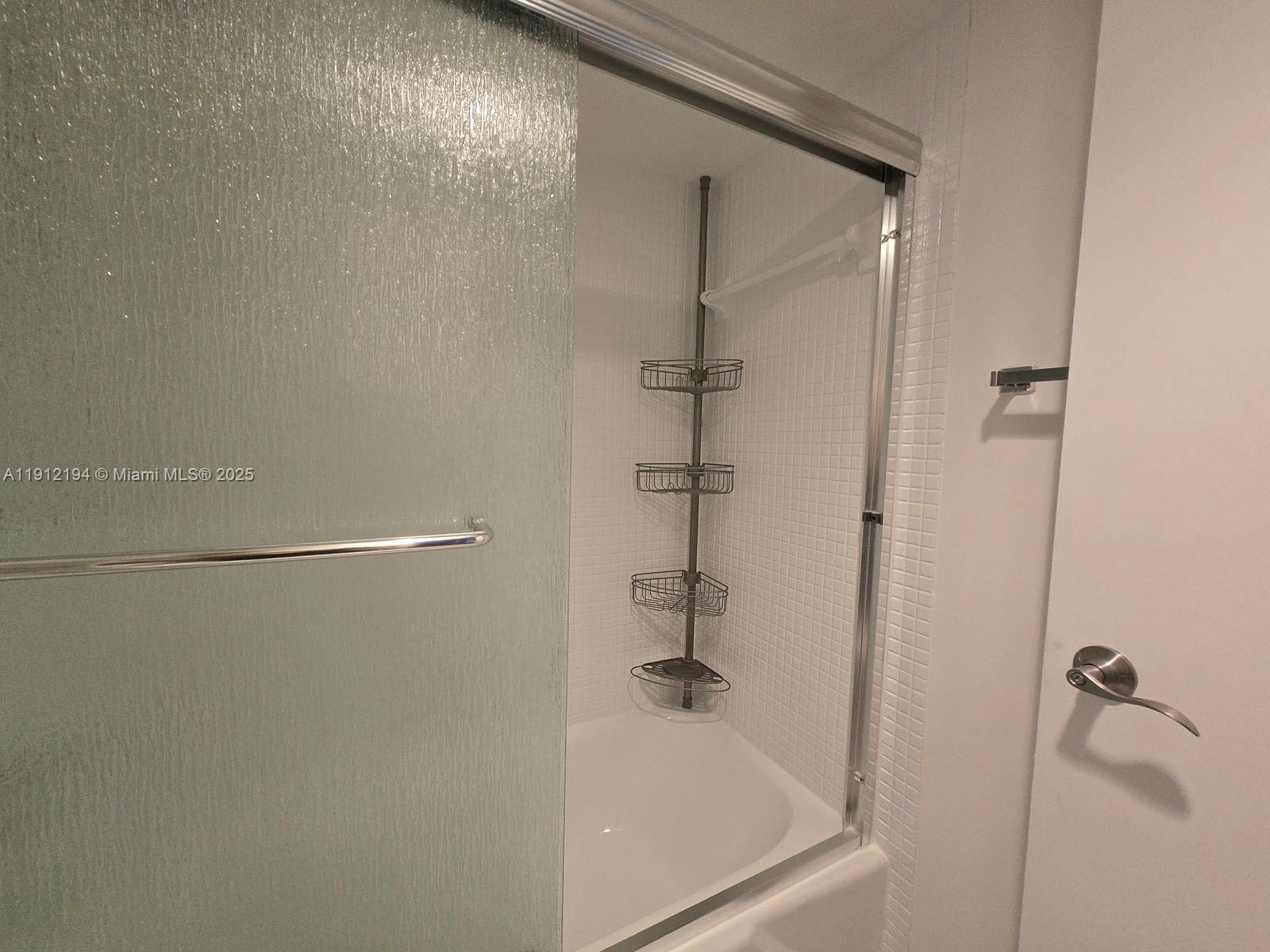 image Arlen House Condo38