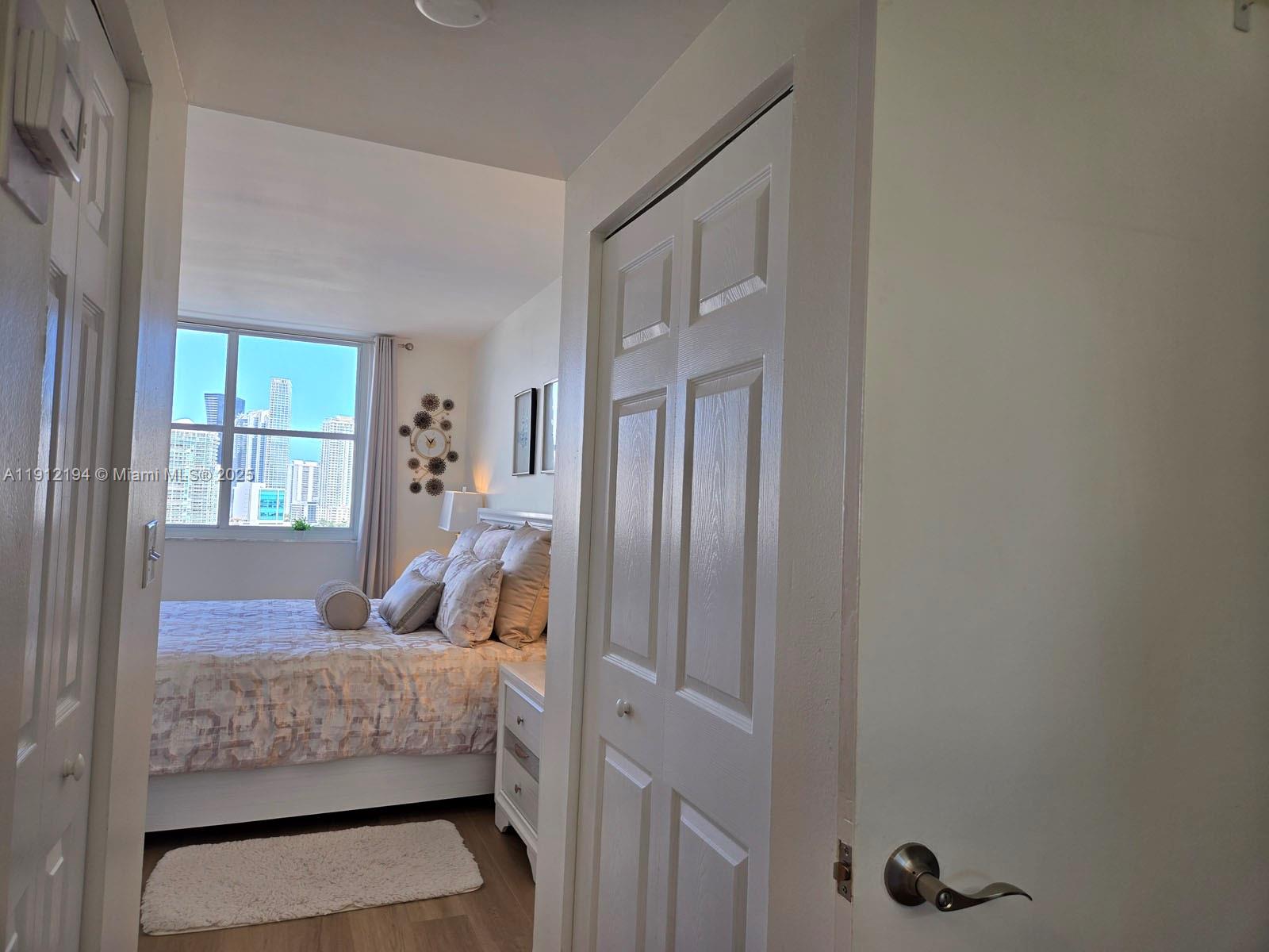 image Arlen House Condo45