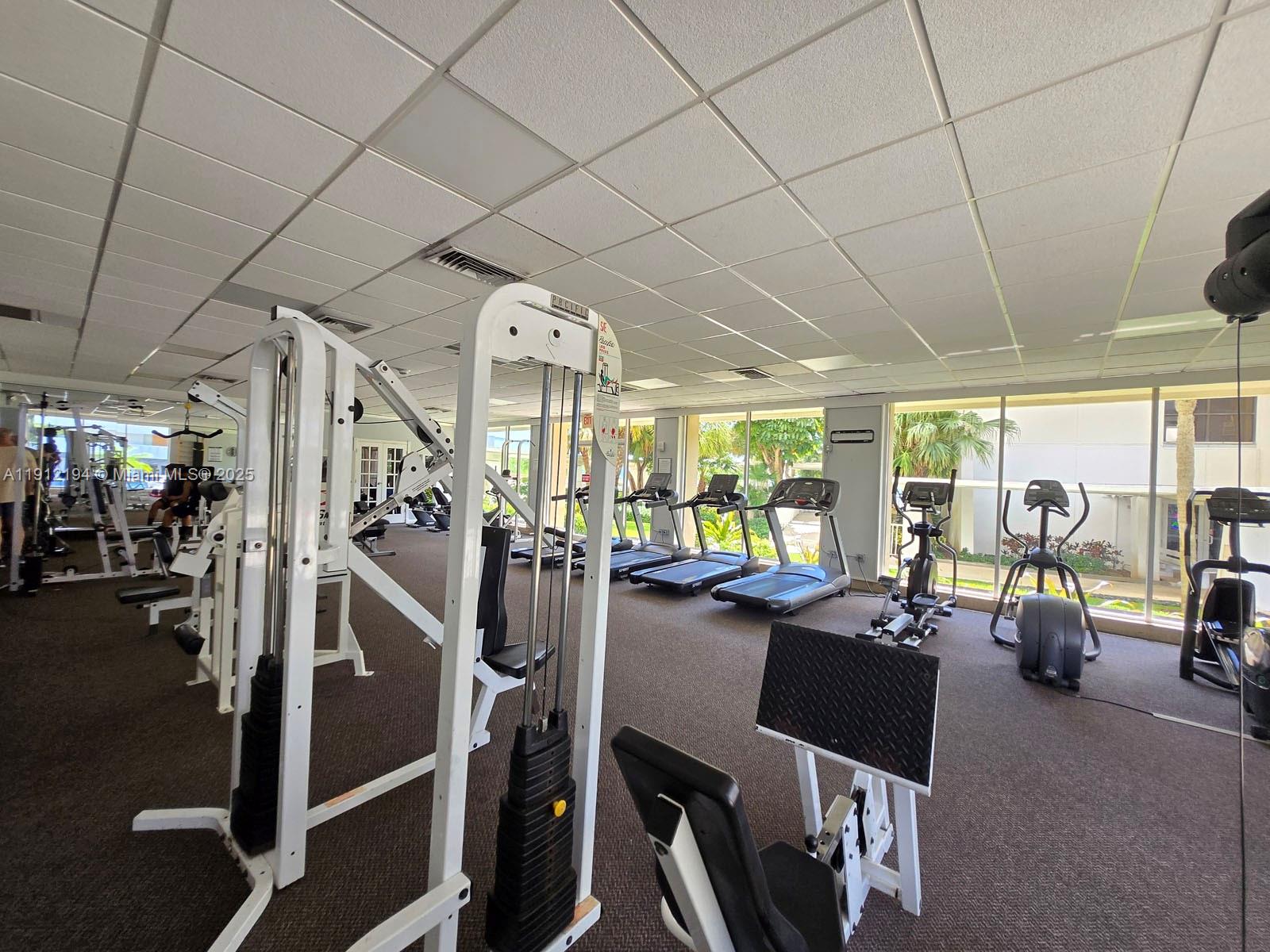 image Arlen House Condo53