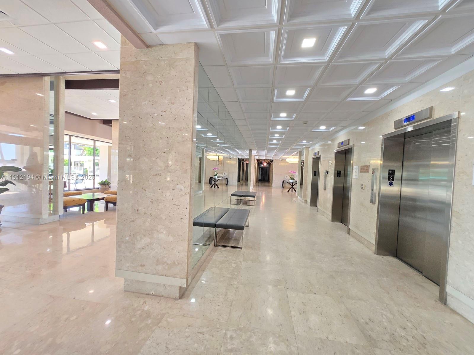 image Arlen House Condo68