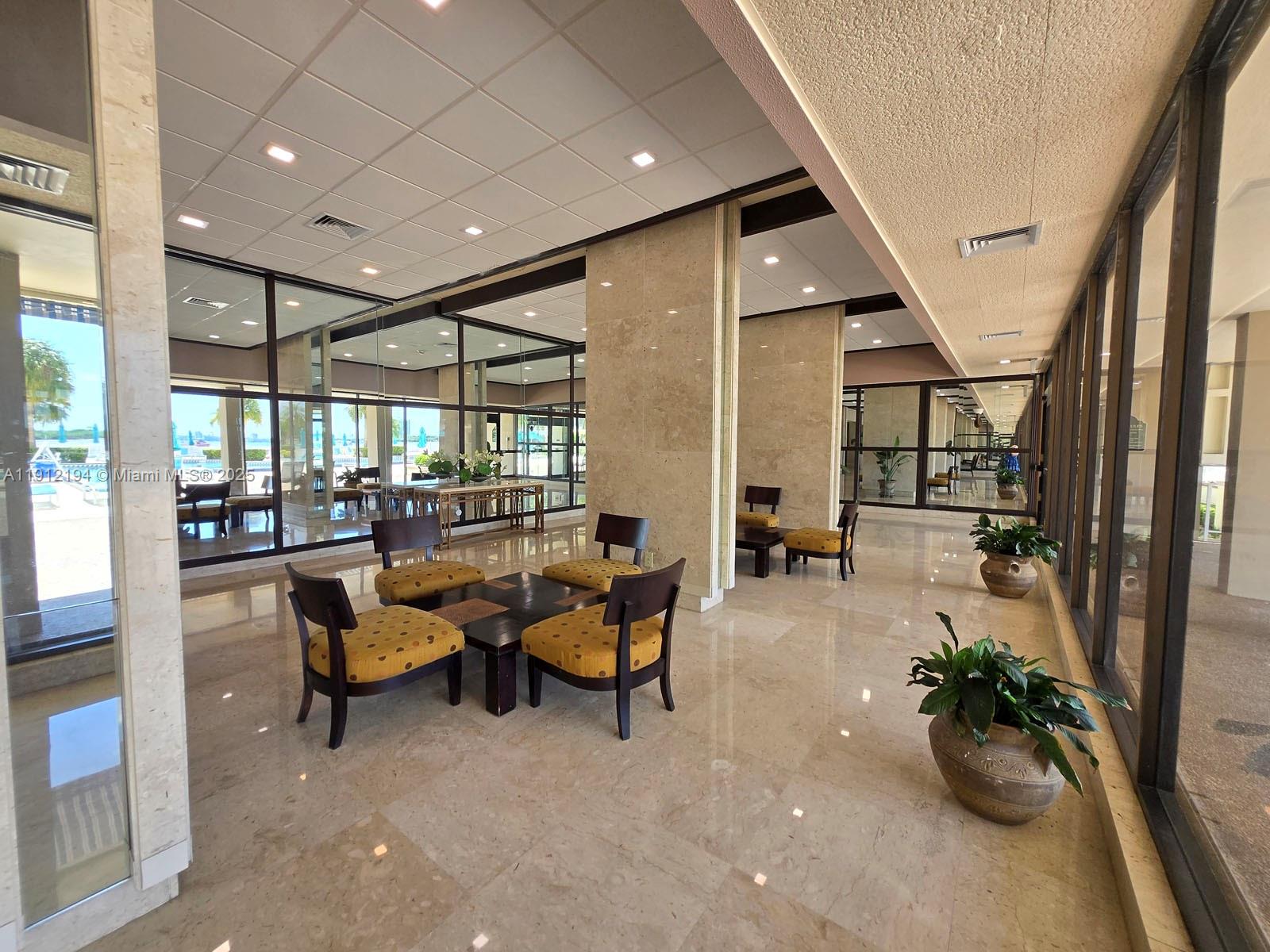 image Arlen House Condo70