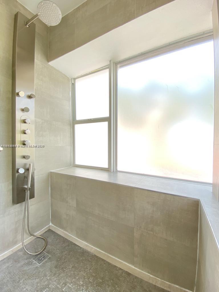 1890 Brickell Ave #4 Miami, FL 33129