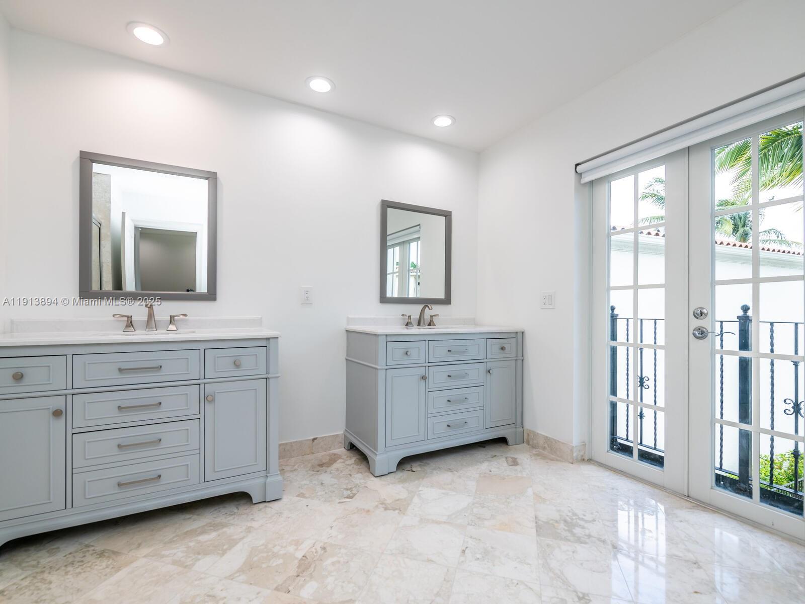 20729 NE 32nd Ave Aventura, FL 33180