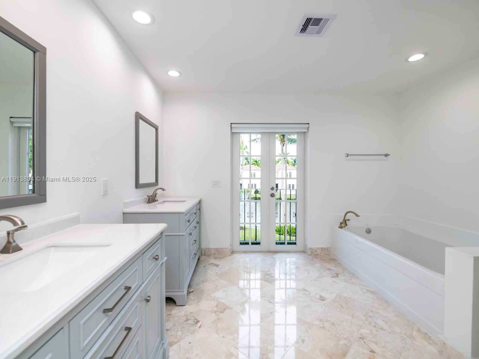 20729 NE 32nd Ave Aventura, FL 33180