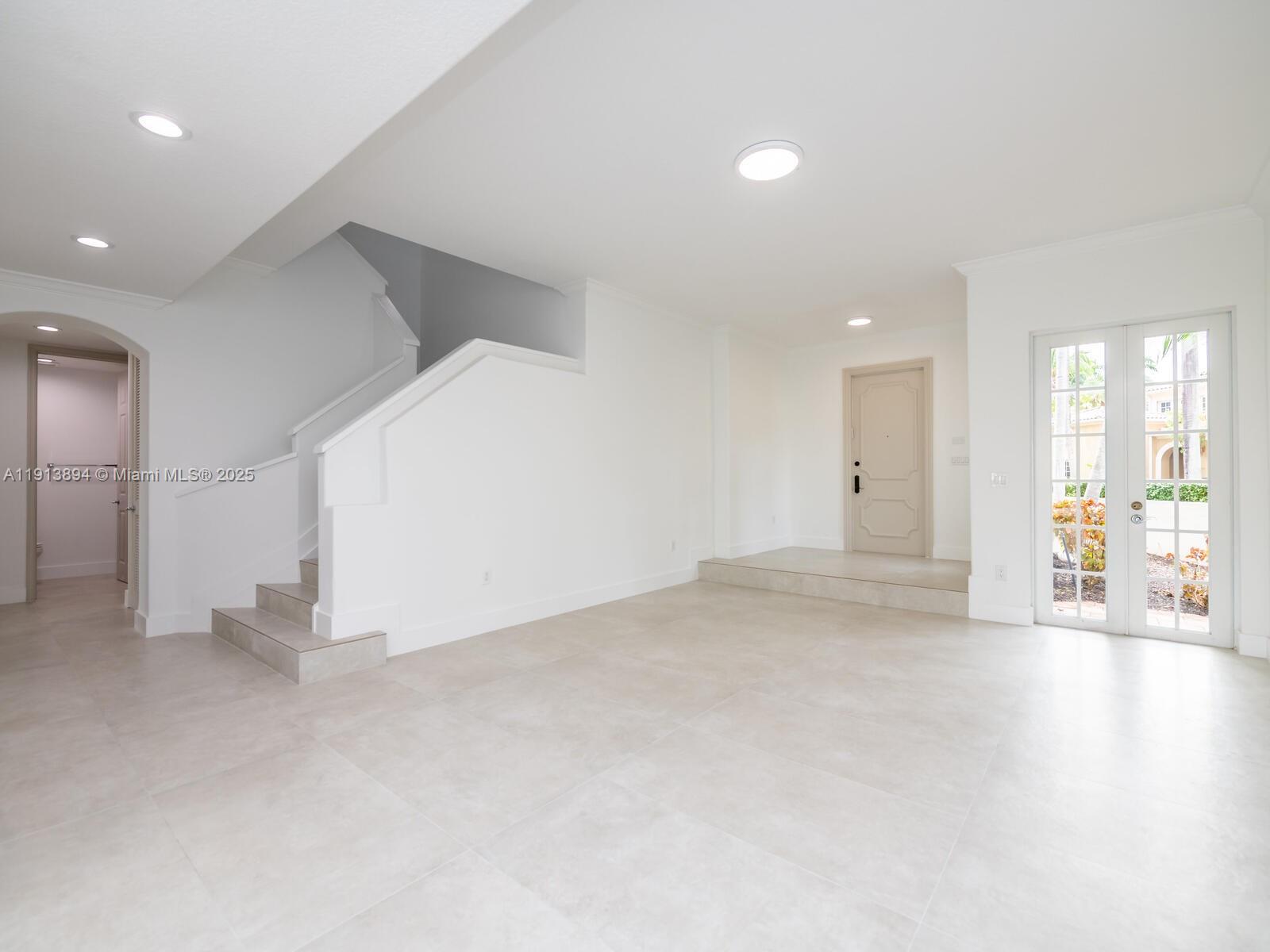 20729 NE 32nd Ave Aventura, FL 33180