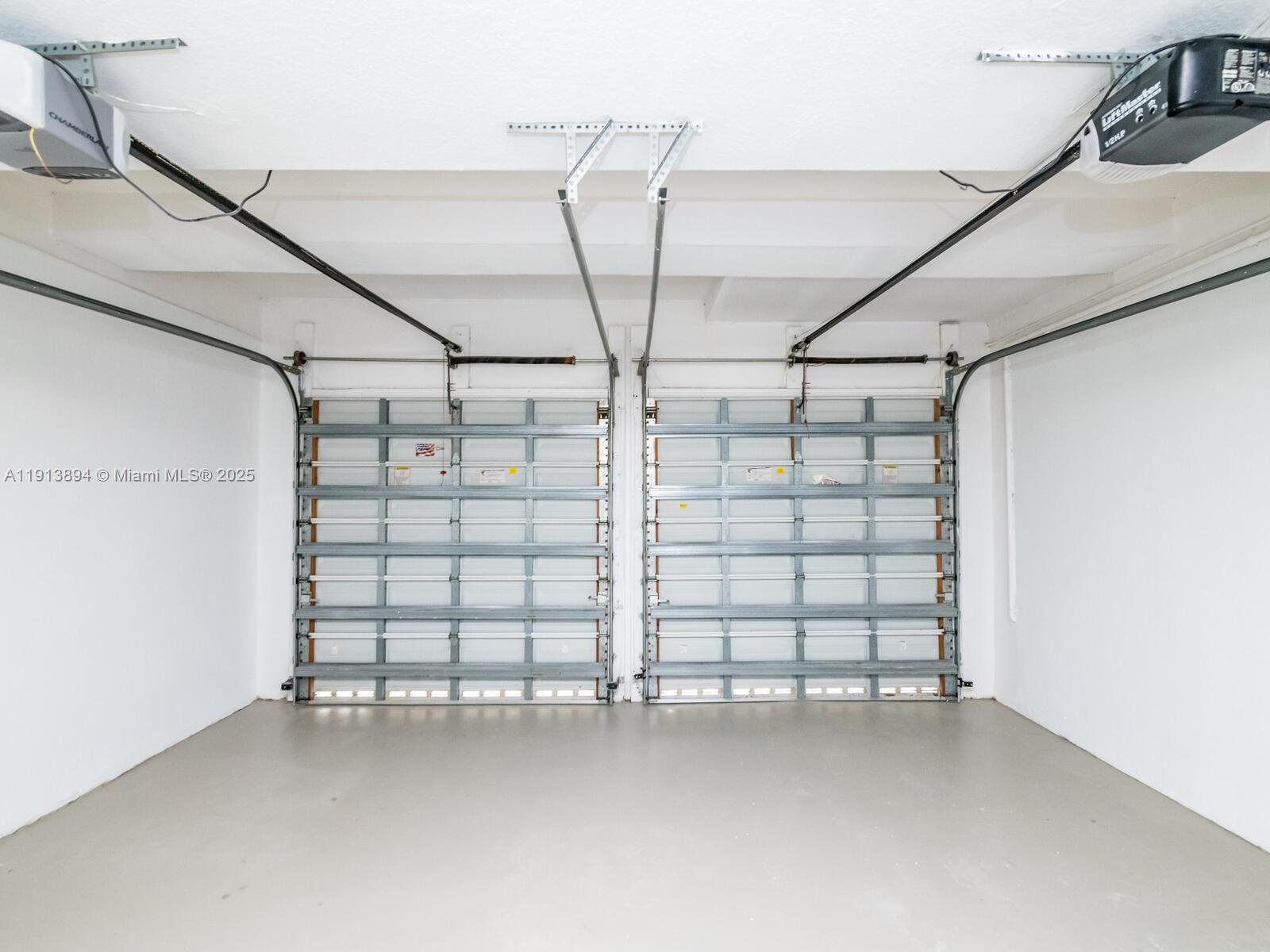 20729 NE 32nd Ave Aventura, FL 33180