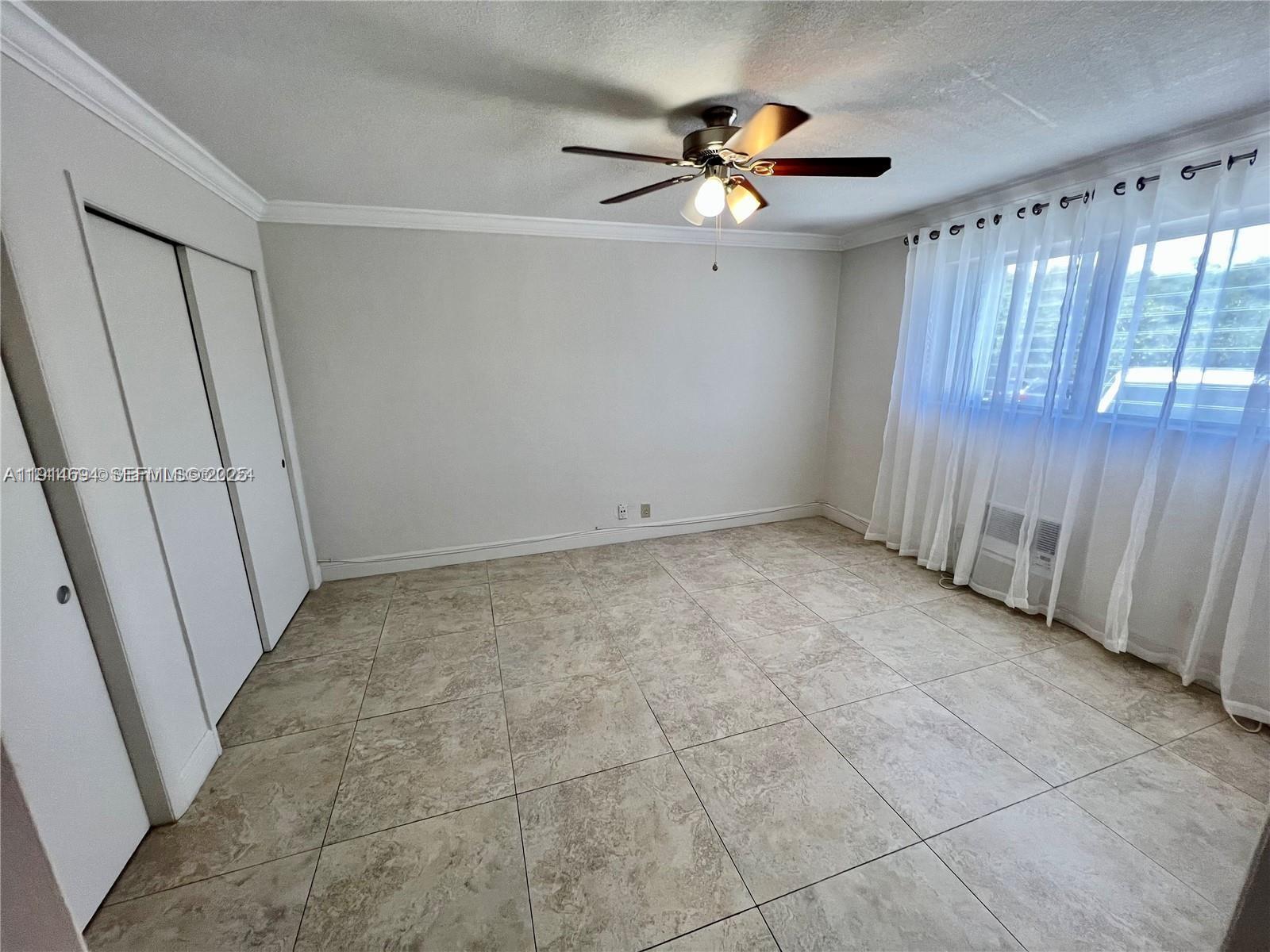 2700 NE 135th St #45 North Miami, FL 33181