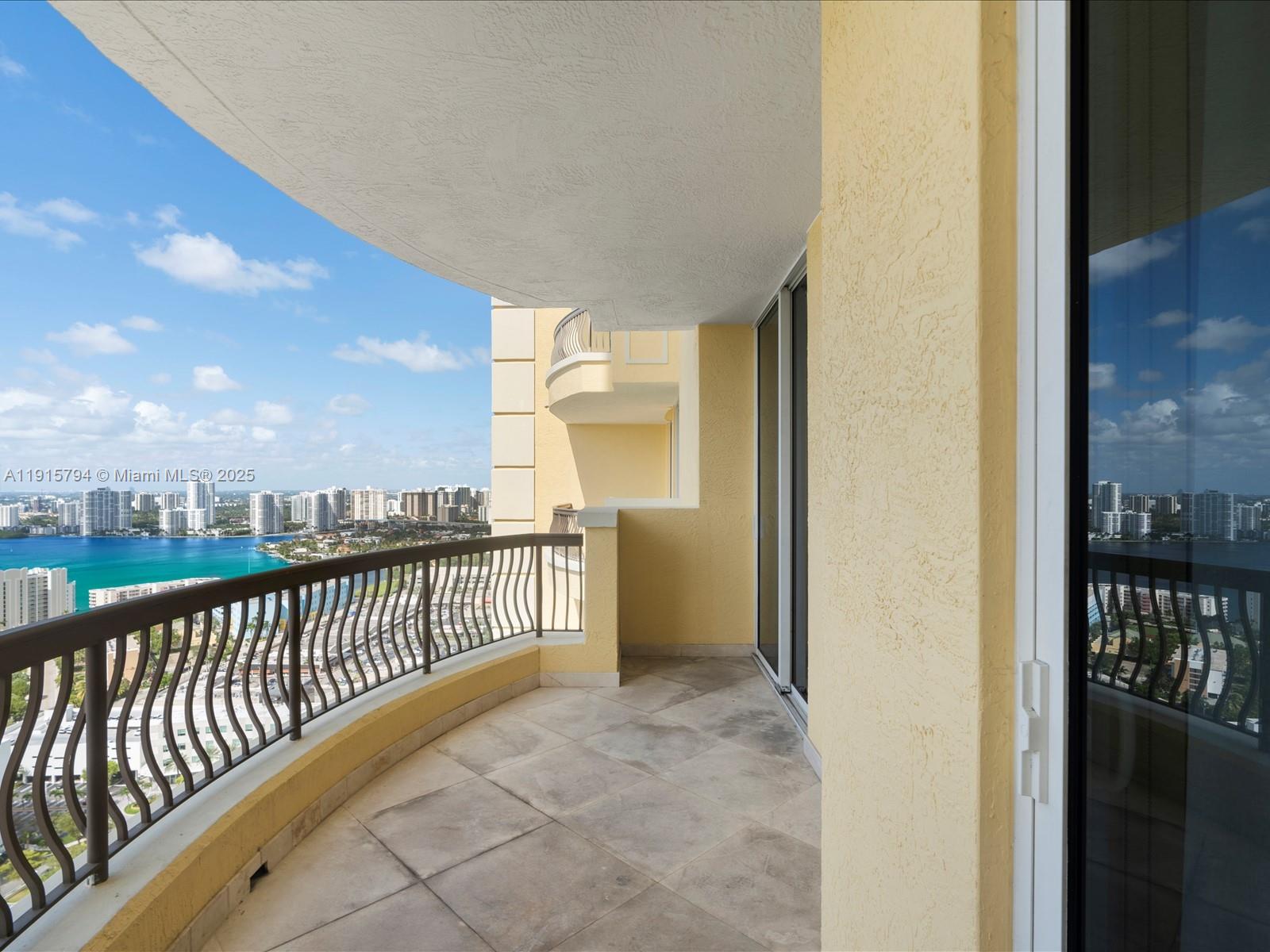 17875 Collins Ave #3305 Sunny Isles Beach, FL 33160