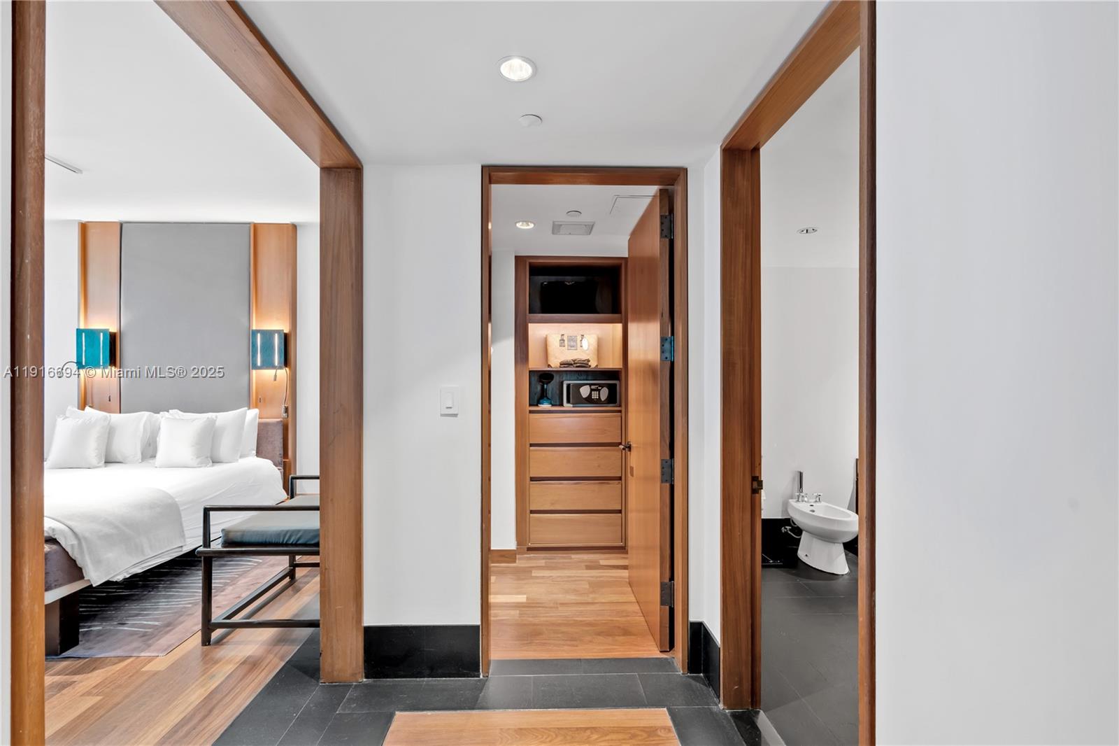 101 20th St #2504 Miami Beach, FL 33139