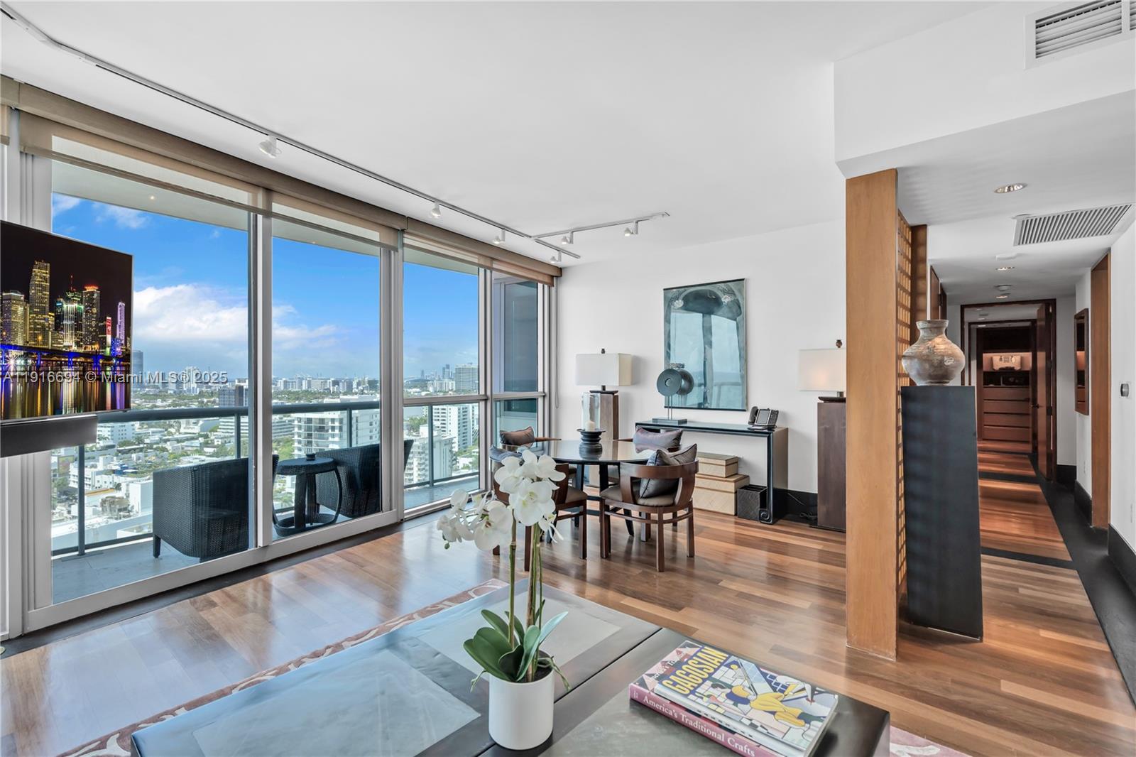 101 20th St #2504 Miami Beach, FL 33139