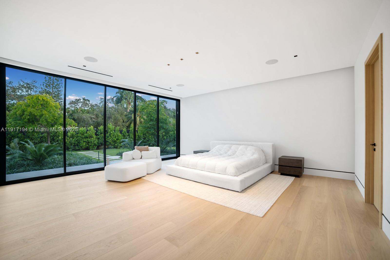 7051 SW 69th Ave South Miami, FL 33143