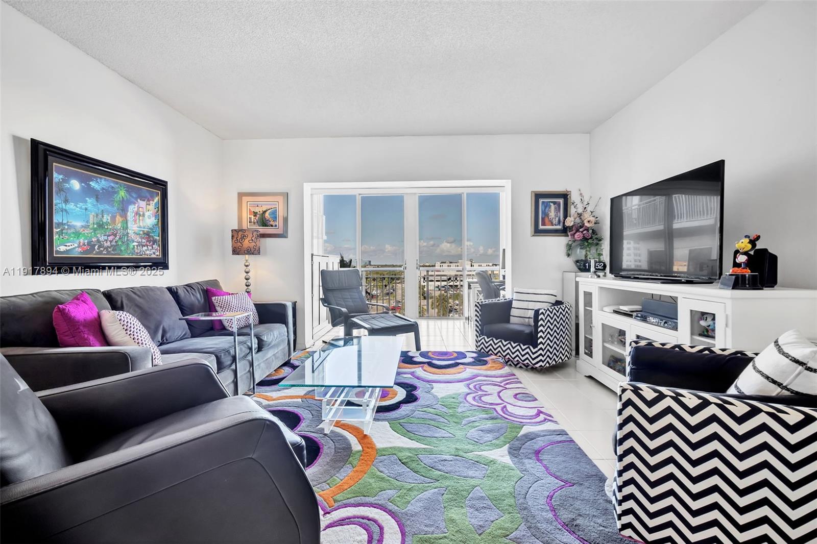 3800 Hillcrest Dr #709