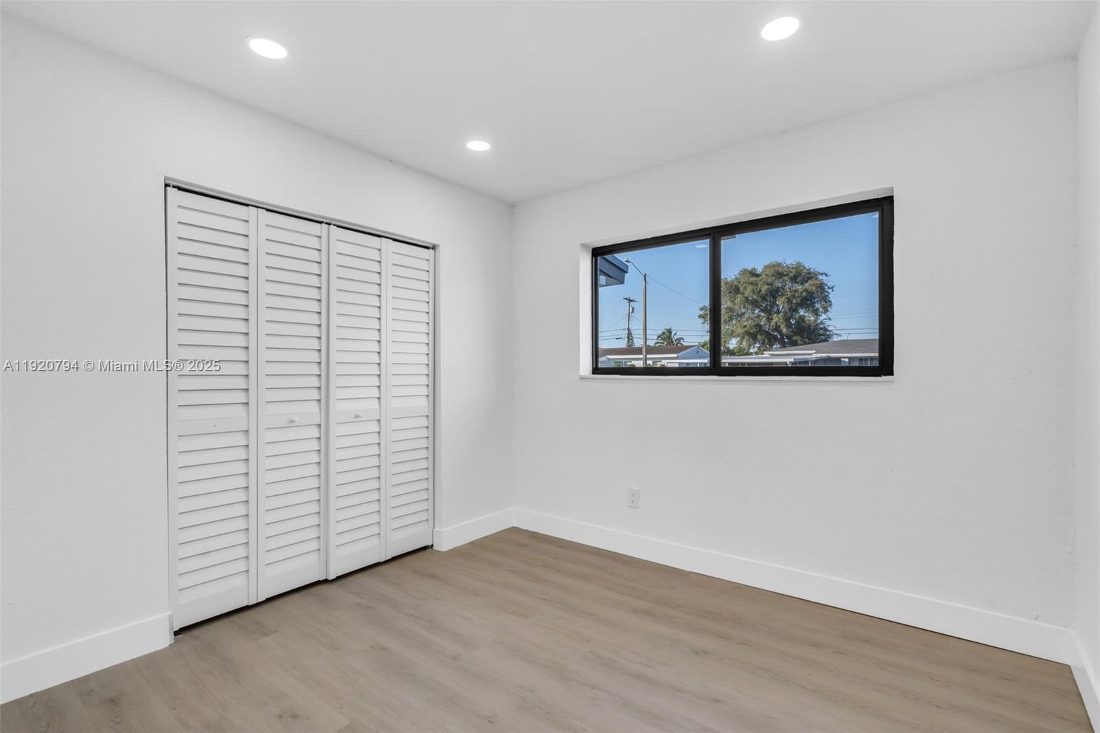 3310 NW 172nd Ter Miami Gardens, FL 33056