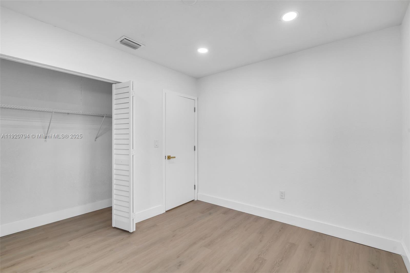 3310 NW 172nd Ter Miami Gardens, FL 33056