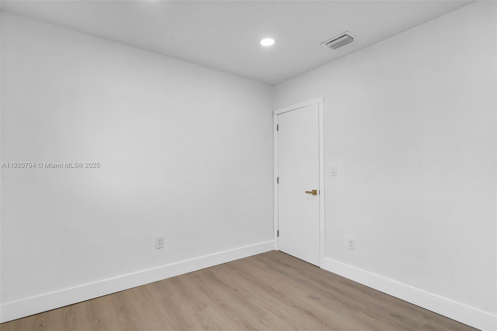 3310 NW 172nd Ter Miami Gardens, FL 33056