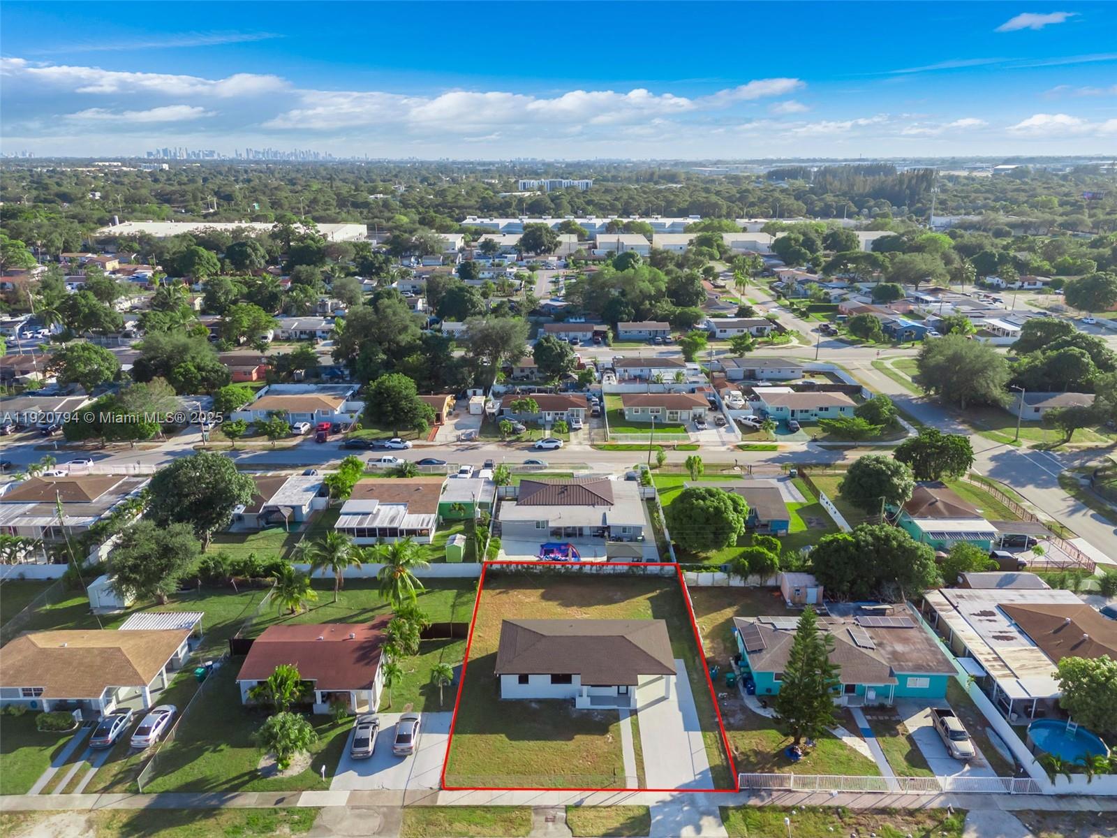 3310 NW 172nd Ter Miami Gardens, FL 33056