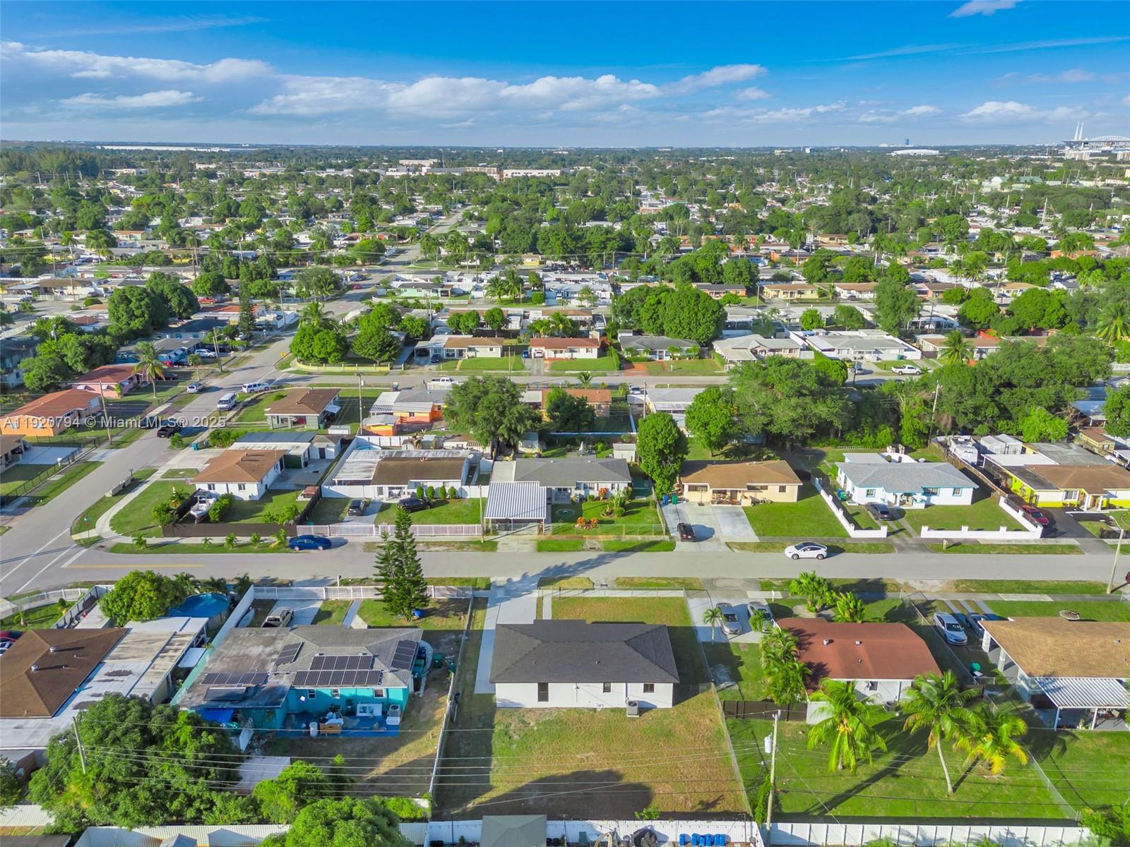 3310 NW 172nd Ter Miami Gardens, FL 33056