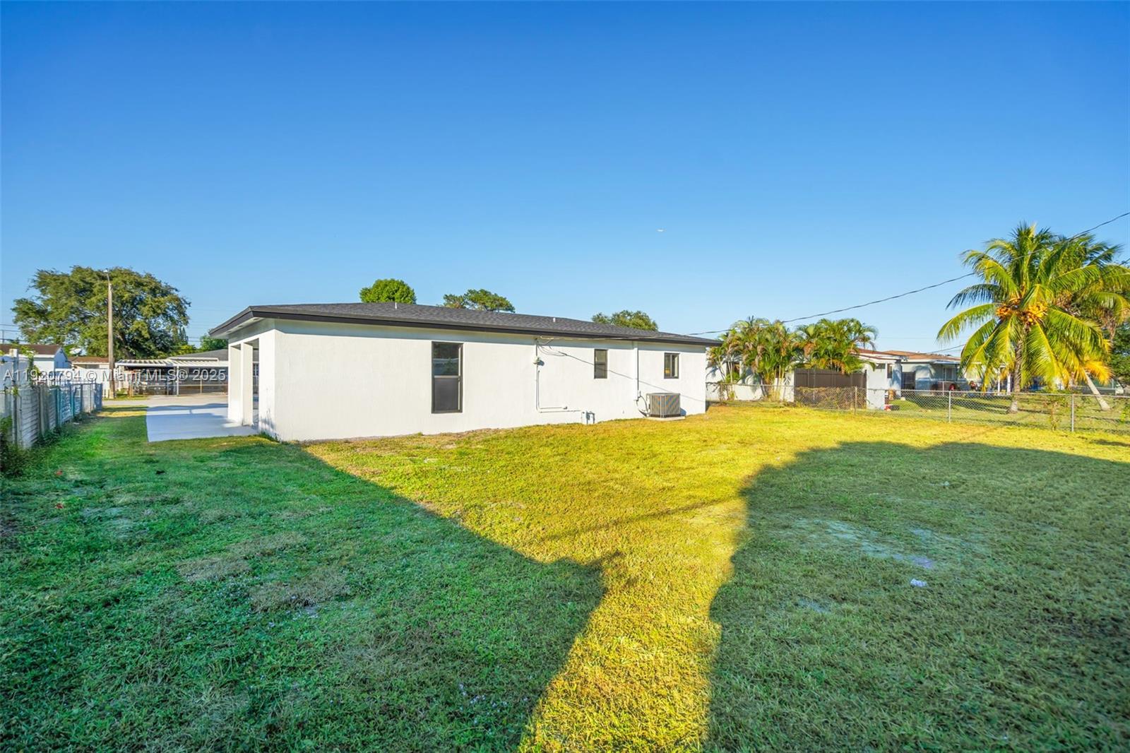 3310 NW 172nd Ter Miami Gardens, FL 33056