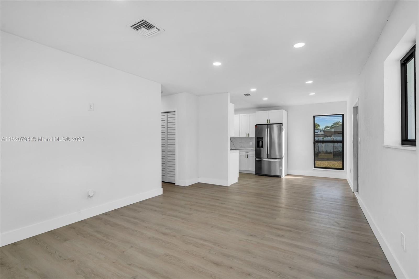 3310 NW 172nd Ter Miami Gardens, FL 33056