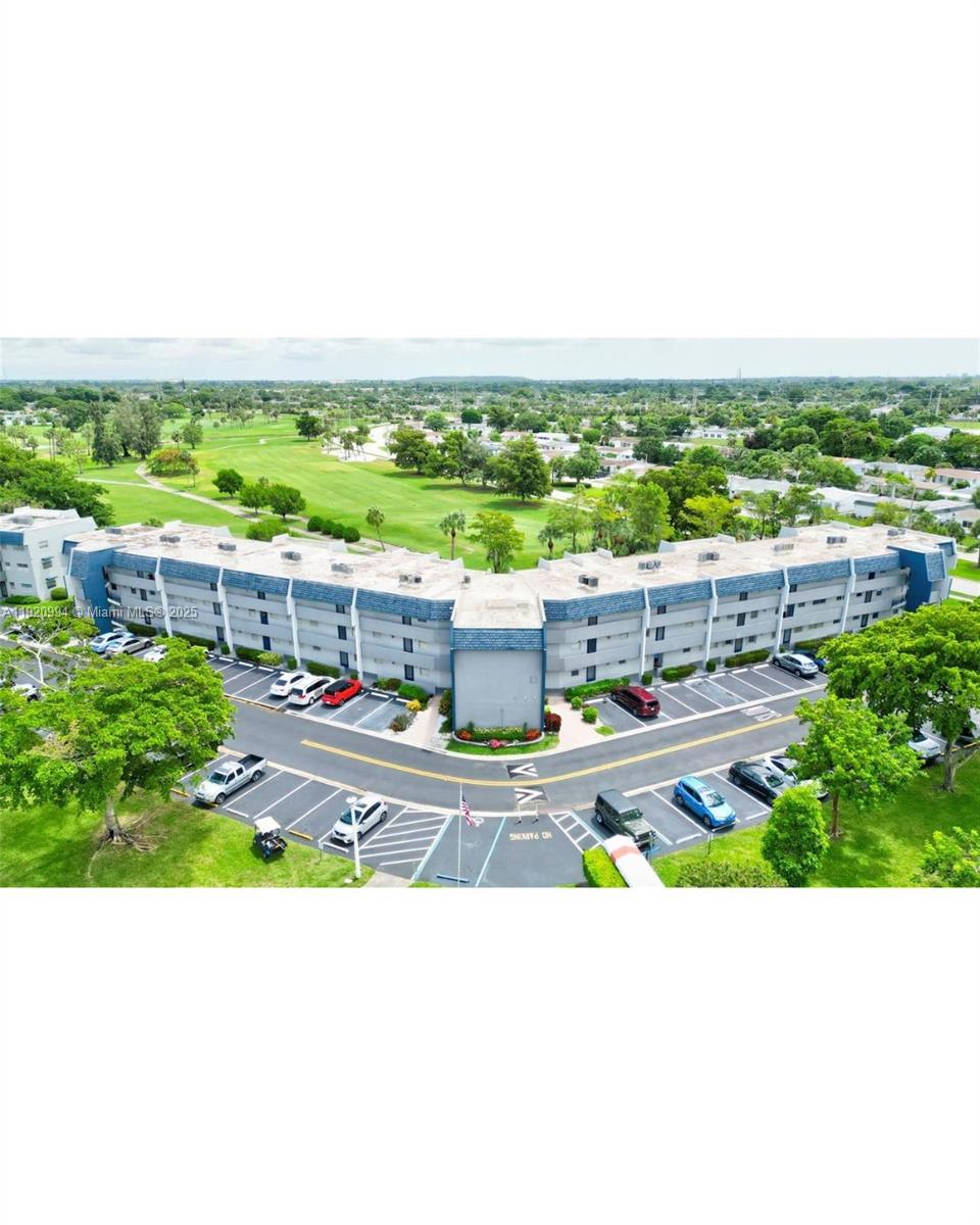 7787 Golf Cir Dr #106