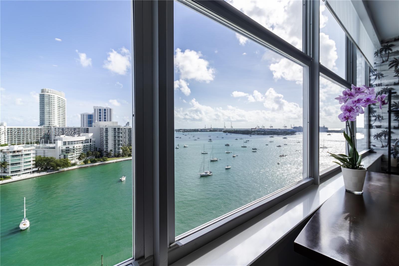 20 E Island Ave #1415 Miami Beach, FL 33139