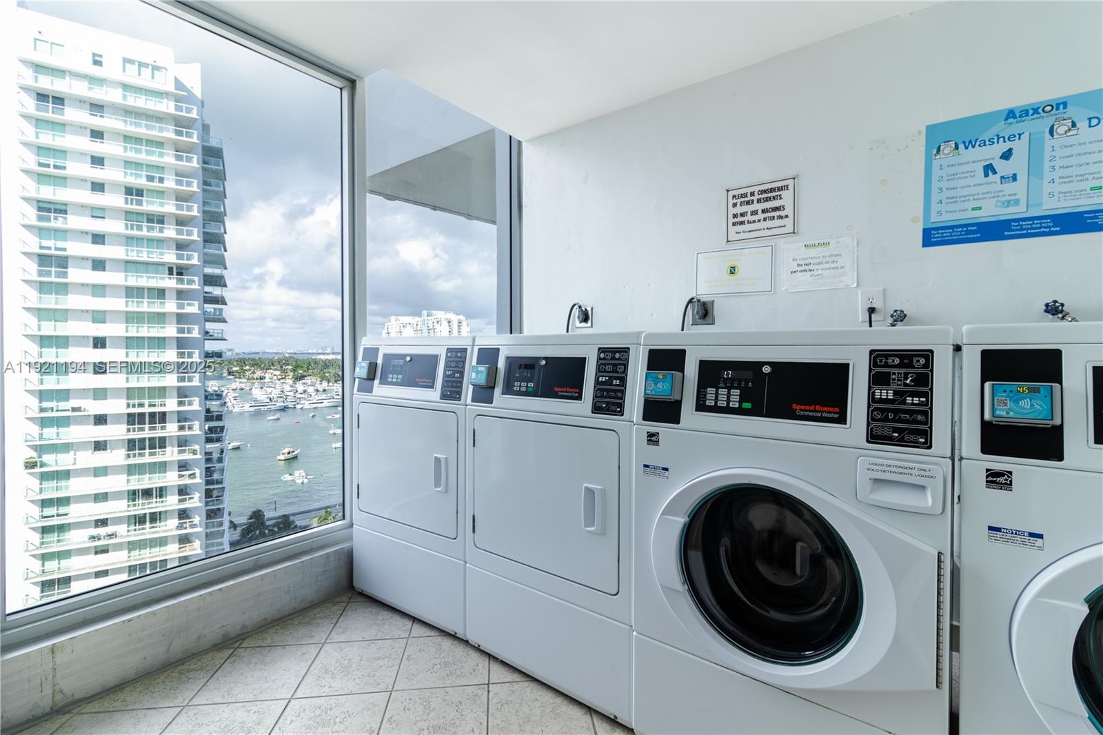 20 E Island Ave #1415 Miami Beach, FL 33139